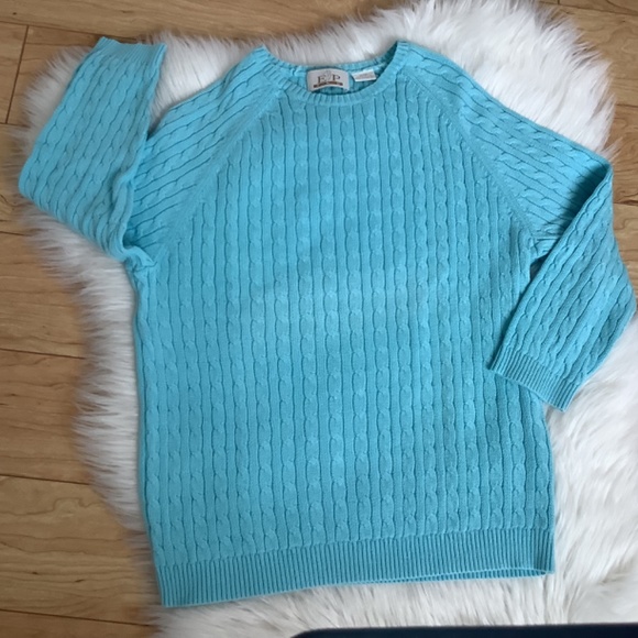 EP Pro Ladies pullover sweater. Size Medium - Picture 2 of 2